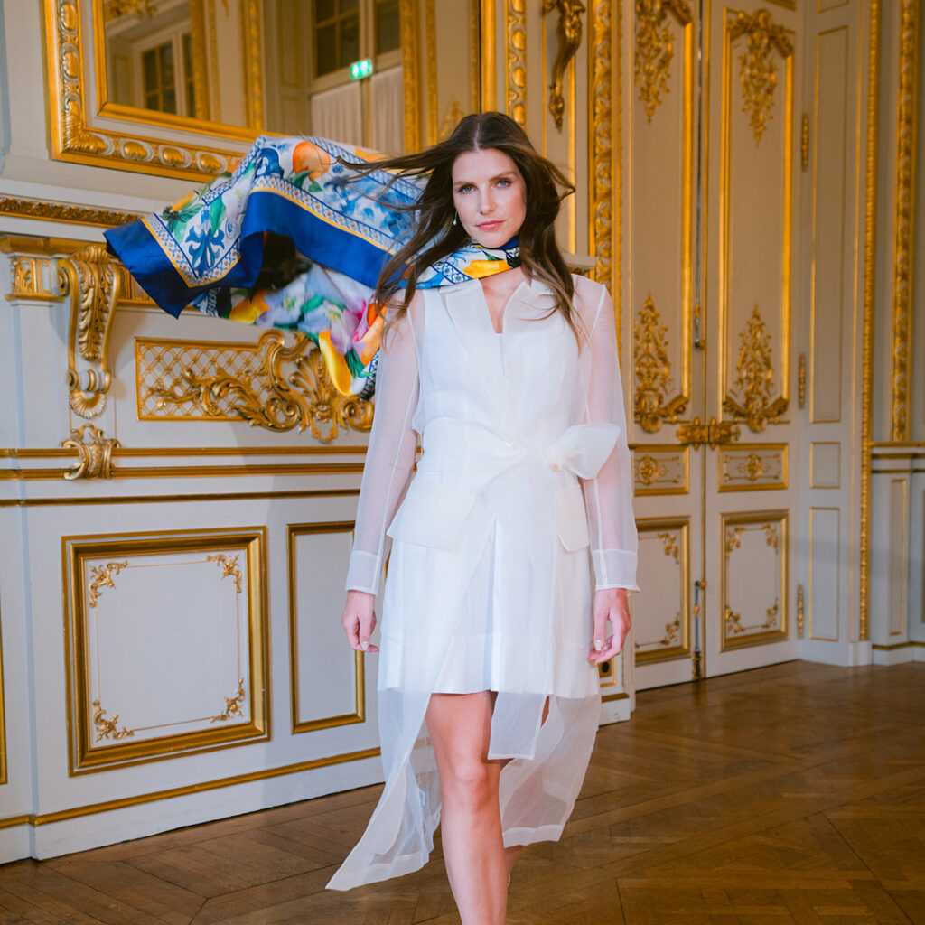 Ceci New York_Fiorella Silk Scarf_Organic Silk Twill_90x90cm Ceci New York_Fiorella Silk Scarf_Organic Silk Twill_90x90cm