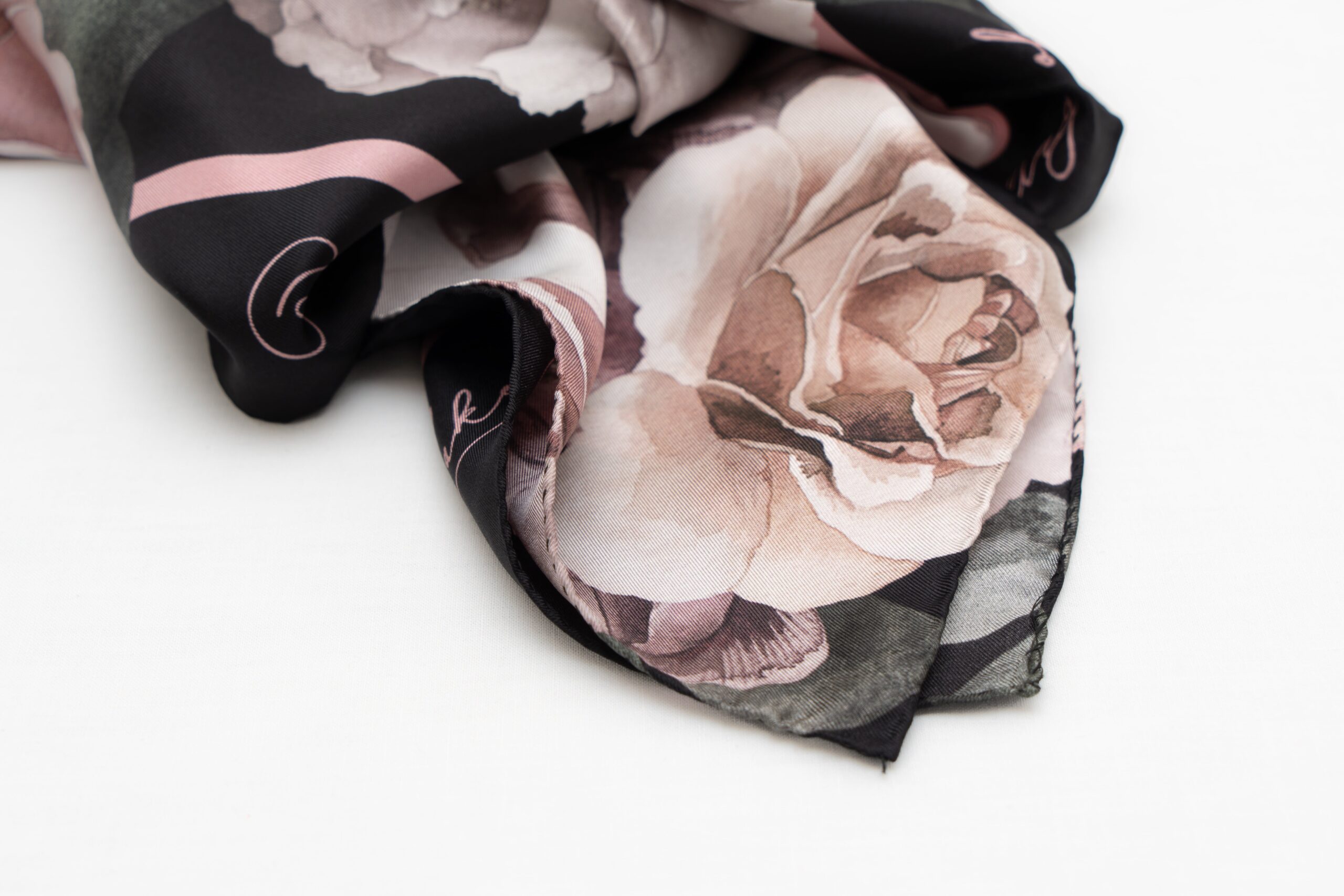 Ceci New York Scarf_Organic Silk Twill_Closeup